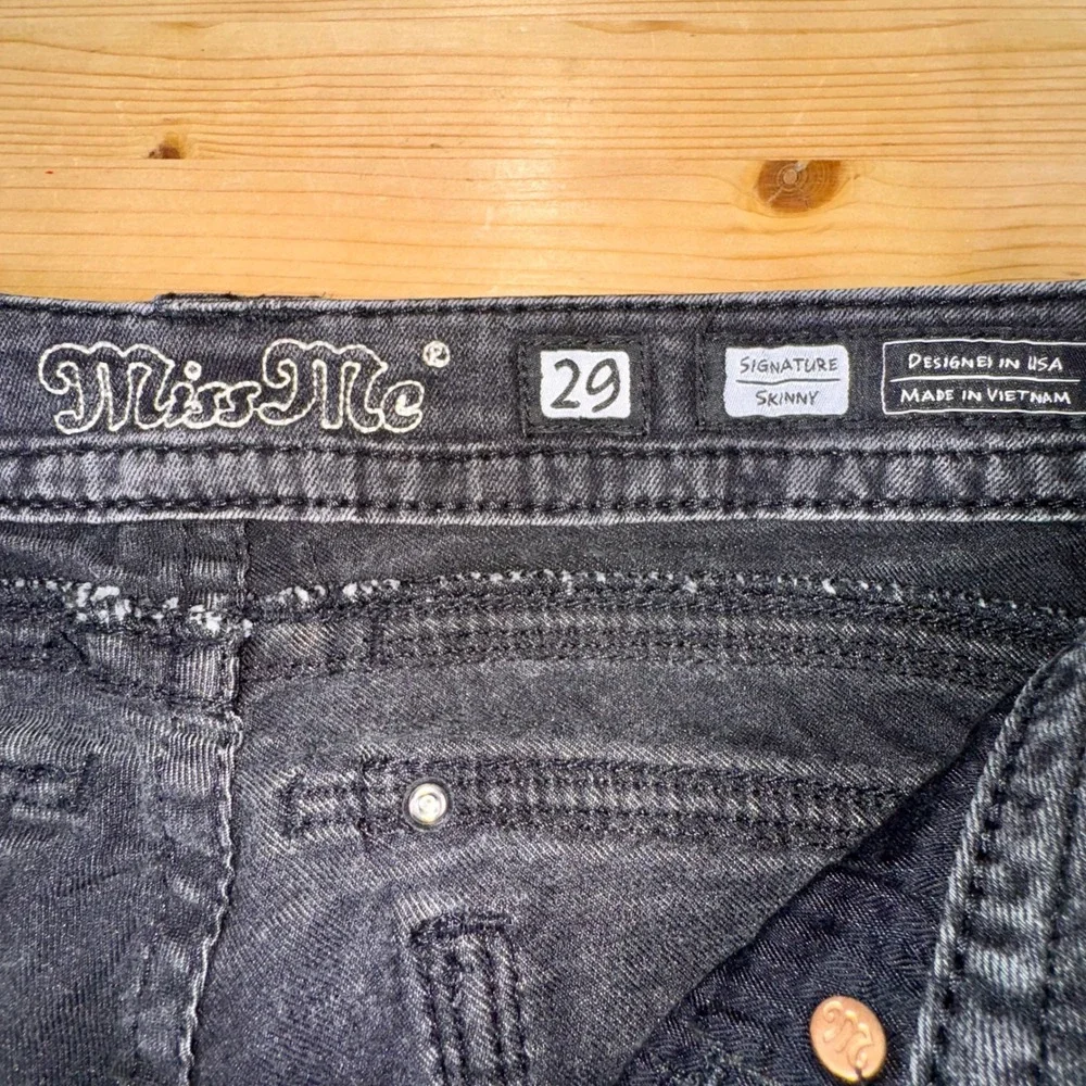 Miss Me Signature Skinny Jeans Women's 29 Black‎ Fade Rhinestone Sequin Pockets